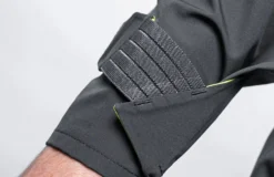 Vareuse CST500 Zhik -Marin Costumes Boutique 2020 featurebanner medium cst500 blacksmock 5