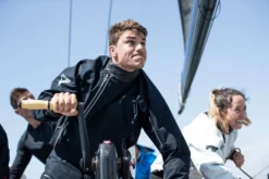 Vareuse Gore-Tex LPX Musto -Marin Costumes Boutique 81207 991 lpx sunblock 015 rich mason