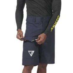Short étanche BR1 Solent Musto 24 Short étanche BR1 Solent Musto -Marin Costumes Boutique 82401 598 model 15