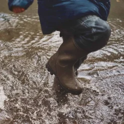 Bottes Petite Aventure Enfant Le Chameau -Marin Costumes Boutique aventure green 1000x1000 1